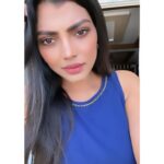 Lahari Shari Instagram - Every little thing is gonna be alright 💙🌻 #mondayvibes #happyday #positiveenergy #lovemyself #lifeisajourney Hyderabad