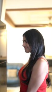 Lahari Shari Instagram - Time to get rid of tough stains from your favorite clothes with the all new Tide liquid. Stop worrying about tough stains and also the color fading on your favorite outfits. 

@tide.india. #NewTideMaticLiquid #TideIndia #AD

Stylist : @adamohyd
