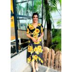 Lahari Shari Instagram - Light the sky 🖤 #happyhour #lovemylife #lightofmylife #beautifullife Designer and Stylist : @adamohyd Hyderabad