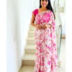 Lahari Shari Instagram - Hello everyone ❤️ #jindagi #pyari #khusiyaan #positivethoughts #pyar #positivevibes Hyderabad