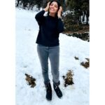 Lahari Shari Instagram - It's colder than my soul outside.❄️🖤 #manali #snowy #coldweather #happysoul #lovenature #lifeisgreat #positivevibes Manali, Himachal Pradesh