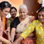 Lakshmy Ramakrishnan Instagram - School mates are friends for ever !! Had a nostalgic, high strung, emotional meeting with school mates❤️