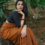 Leona Lishoy Instagram - ‘Sathyabhame’ by a bunch of favourites ✨ . . Shot by @off_beat___ All in all creative director @sonia__chacko Photography @prathishm Location @tulsivillageretreat PS- spot the drone operator 😂