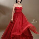 Leona Lishoy Instagram - When in doubt, wear red! Photography: @avinashchoochiphotography Concept & styling: @rashmimuraleedharan Jewellery: @lakshmijewellery916 Costume: @paris.pret Hair&makeup: @femy_antony__ Retouch: @suveeshgraphiccyanide