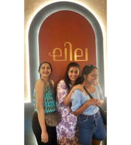 Leona Lishoy Instagram - The lead characters in the screenplay of my life ♥️
.
.
📸 by the architect of Lila 😬@cyriacpanamkuzha
@lilaartcafe