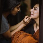 Leona Lishoy Instagram - Behind all photoshoots 🫢✌🏻 . . Also, this one was with few favourites from college @prathishm @off_beat___ @sonia__chacko Tulsi Village Retreat