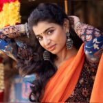 Lisha Chinnu Instagram – 🧡🌻🌺
.
.
.

Photographer @gk_.photography._ 
Muah @yolo.offl @pavash_ 
Costume & Styling @labelswarupa 
#saree #indian #sareelove #ethnicwear #girlnextdoor #love #orange #mood #tamilponnu #actress #womeninpr #musiclover🎶 #womenentrepreneurs Chennai, India