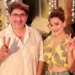 Madalsa Sharma Instagram - It is always a proud moment to share a frame with your mentor❤️Thu Thu Thu😇 @rajan.shahi.543 #shahiproductionspvtltd #anupama #mentor #rajanshahi #madalsasharma #kavya