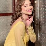 Madalsa Sharma Instagram - Happy Sunday everyone! 💛💛💛💛 #happysunday #sundayfunday #madalsasharma #kavya #picoftheday #postoftheday #instadaily #instapic #instagood #instamood #mood #love #actorslife
