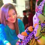 Madalsa Sharma Instagram - May this festive occasion bring along many more smiles and many more celebrations for you all. ✨ Ganpati Bappa Morya❤️ @directorskutproduction #ganpatibappamorya #ganeshchaturthi #bappa #bappamorya #festive #love