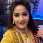 Madhavi Latha Instagram - Beauty is power# a smile is its sword Smiling makes people feel good and positive, conveying a sense of good-will, rapport and trust Everywhere you go, take a smile with you