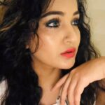 Madhavi Latha Instagram - I always need a power not a weakness … finding weakness is very easy but getting strength is a biggest task #life #lovematters #feelings #bonding