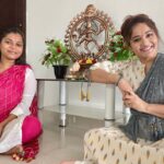Madhavi Latha Instagram - Finally i started My Kuchipudi Natyam classes ….. oh my God it was my Childhood dream ….. i tried to practice but i cudnt able to make-it out hopefully make it this time at any-cost … wish me good luck …. Along with Nataraja Anugraham #natyam #tutor-priya #kuchipudi #natyam