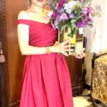Madhoo Instagram - I CAN BUY MYSELF FLOWERS AND I CAN LOVE ME BETTER THAN YOU CAN … #myworld #happvalentinesday @ameyaashah @keiashahh @patrykwilkicki @kaunteya.in @its_preetic #anand #chimpu @bootheshihtzu11 ❤️❤️❤️❤️❤️❤️🌹🌹🌹🌹🌹🌹🌹🌹 #selflove @theflowerloft.in Mumbai, Maharashtra