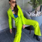 Mahek Chahal Instagram - In #vadodara for the opening of @shahin__makeover_ beauty parlour Outfit by @shivangi.a.gandhi Vadodara Airport