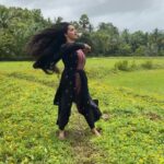 Malavika Krishnadas Instagram - Ji Huzoor ✨💃🏻 @yrf #shamshera #JiHuzoor #shamshera22ndJuly #shamsherasong #trending