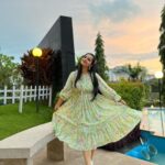 Malavika Krishnadas Instagram - Thank You All 🥹❤️ . PC: @allen_d10 ❤️✨ #thankuuniverse #june142022 #bestday #birthdaygirl #loveandloveonly #gemini #junegirl Crowne Plaza Kochi
