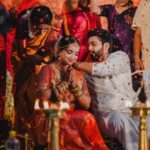 Malavika Krishnadas Instagram – Bound by a divine thread, blessed with a promise of forever.
.
.
.
📸 @lightsoncreations 

Makeup : @__ektha_bridesofficial 
Styling: @sabarinathk_ 
Decor : @divaldi_wedding_planners 
Decor design : @red_dot_events 
💌/ lightsoncreationz@gmail.com
☎/ +91 9995201281, +91 7012044633
.
.
.
#weddingphotography #weddingphoto #celebritywedding #lakshmimenon #keralabrides #keralabridalmakeup #keralabridal #keralabrideandgroom #keralaweddingphotography #wedmegoodsouth #hindubride #aestheticbride #templewedding #influencerwedding #keralainfluencer #fyp #keralaweddingphotographer #hinduwedding #hinduweddingphotographer #trendingweddings #lightsoncreations #studioloc #teamloc