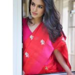 Malvika Nair Instagram - మన అందరికీ శ్రీ శోభకృత్ నామ సంవత్సర ఉగాది శుభాకాంక్షలు🍃 Stylist @saranya_raov Outfit @theaadyacollective Jewellery @thetrinkaholic Photographer @pranav.foto #PAPApromotions #phalanaabbayiphalanaammayi