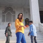 Mansi Srivastava Instagram - Bright and sunny day out with family 💙☀️☀️☀️ @sheril._dawra @geeta_dawra @jntejwani @_.dawra._ (no thanks ) 💙💙💙💙 #ootd @aadews__ Pr @maverick.communication01
