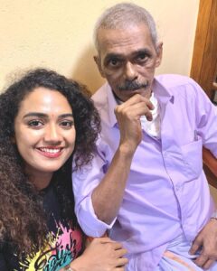 Mareena Michael Kurisingal Instagram - Happy fathers day to my pappa MICHAEL KURISINGAL....this post is not jus to wish him ..but for my amma nd  them both for their 31st anniversary....my dad is The sweetest,generous,most loving person of all.....nd i am soo proud to c that u r fightn this battle so hard and am sure this time cAncer jus picked the wrong family to mess with.....on this spcl day i want  eveyone to knw that the best thing in my life is to hav such a beautfl parents ..and to wch them always being in love with each other...tdy they are completing their 31 years of marriage life very peacfly nd happily...I have a wonderwoman and  a hero .....i call him PAPPA...

#cancer #cancersurvivor #câncer #cancerawareness #family #family #amma #pappa #dad #mom #daddydaughter