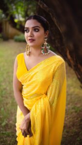 Mareena Michael Kurisingal Instagram - Makeup & styling : @ashif_marakkar Photography: @_psychofotographer_ Wearing : @globe_collectionss Jewelleries : @thinkal__fashionbay Location: @voyehomes