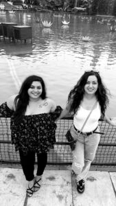 Maryam Zakaria Instagram - Hopping on the trend with @maryamzakaria 
Do you guys like this duo 😉😉😉
.
#reel #reelitfeelit #trending #reelsinstagram #curvyjaanvi #curvyjaanvifam #curvyjfam  #plussizefashion # #strongwomen #plussize  #bodypositive #curvywomen #trend #blackandwhite #viral #maryamzakaria