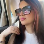 Maryam Zakaria Instagram - What did you notice most in this reel? . . #mumbai #reelsinstagram #reelitfeelit #sealink