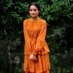 Meenakshi Anoop Instagram - Contrasting 🎬 Stylist and designer : @doms.2010 Costume: @Snoqueen_shopping jewellery @anokhi_priyakishore Photography: @_aruncv_