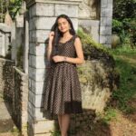Meenakshi Anoop Instagram - You are my secret sunshine 🌤️🌛 #mine 📸@_angel_joseph 👗@ushas_designs 📿@the_divas_collectio