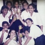 Meera Jasmine Instagram - Finding Jasoo kind of Friday ☺️💖🦋 #FlashbackFriday #Friday #FridayMood #ChildhoodMemories #School #Friends #OnwardsAndUpwards #MJ #MeeraJasmine