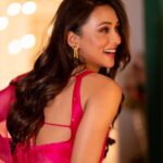 Mimi Chakraborty Instagram - Stunning every ear @tanishqjewellery