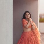 Mirnalini Ravi Instagram - I wish you a happy, prosperous, and delightful Pongal & Sankranti this year. Enjoy the festival with deep gratitude and regards.🌾☀️ @ram___prakash_ @indu_ig @abhirami_mua @_.style_n_art._ @___diwakar @theneedlecraft.world @the_beta_girl