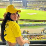 Mirnalini Ravi Instagram - The CHEPAUK 💛🔥🥹 #CSKvsMI 🦁 Chepauk Stadium