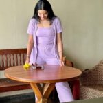 Mirnalini Ravi Instagram - Birthday dump 🎈#WHOLESOME 💕 Exactly how i wanted my Birthday🎂 Wearing a loungewear 👚along with family, Poolside 🏊‍♀️ viewing the ocean hearing the waves splash 🌊 and feeling the nicest breeze 🍃 #Grateful for all the Love ❤️ 🧿 Thank you @jetwinghotels @madura_travel_service 💕 Jetwing Lighthouse Hotel & Spa