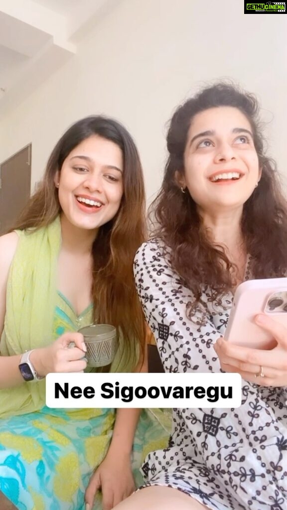 Mithila Palkar Instagram - This #SingSongSaturday , I finally attempted a Kannada song for the first time thanks to @asha.bhat ! Sorry that it took me so long but I’m here now :) Apologies for the mistakes but full points to Asha for being a patient teacher ♥️