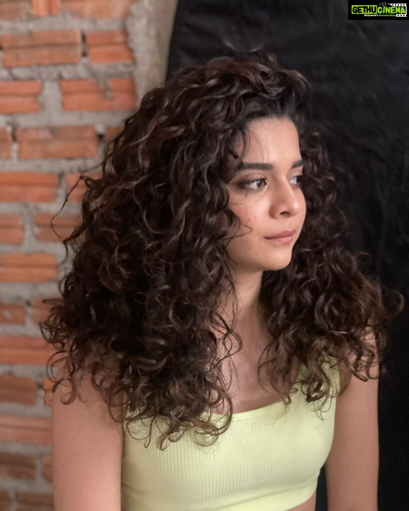 Mithila Palkar Instagram - When I’m well fed vs when I’m not 😯