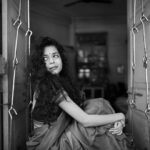 Mithila Palkar Instagram - महाराष्ट्र दिनाच्या खूप शुभेच्छा! 🌳 . Also served as a sweet excuse to bring back one of my favourite मराठमोळं shoots with one of my favourite girls @richa.kashelkar @richaphotos