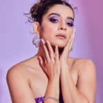 Mithila Palkar Instagram - Filmfare Night 💜✨ Gown @dollyjstudio Earrings @varunadjani Bracelets @dhanrajjewellers Ring @shealuxejewels Styling @shreejarajgopal Style team @nandinijain05 Glam @sahithya.shetty Hair @hairbyseema Photographer @mohitvaru #Filmfare2023