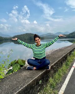 Monal Gajjar Instagram - Sometimes we just have to slowdown for better pickup. Much needed solo trip to @keralatourism . Love this place some magical moments with lots of memories thank you @karthika_nair9. You recreated my Kerala memories. I’m so grateful I had wonderful stay @udaysamudrakovalam. I want to share so many things but not really good in expressing on words but Im really trying🙈🥰🥰🥳

#instagram #instagood #travel #solo #happy #kerala #monalgajjar #imqueen👸🏻👑 #monalofthestory
