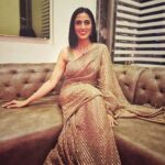 Monica Khanna Instagram - Kind hearts always gets rewarded sooner or later....💛💛 Picture credit-amalgamation of hardik jigyasa n Manish🙈🙈 Jewellery by -@studio6jewels #bekind #begood #photography #love Mumbai, Maharashtra