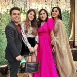 Monica Khanna Instagram - Congratulations!!!!! @chouhanmansi17 @ro8611 for this wonderful journey.... चाहत होती है दोस्तों की साथ जीने की, वरना जाना एक दिन अकेले ही है।।। @hardiksangani @manish_goplani @chhayachouhan @jigyasa_07 #dosti #friendsforever #humpaanch #happiness Mumbai, Maharashtra