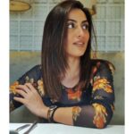 Monica Khanna Instagram - Today,my thoughts smiled back at me and i realised I like who i am becoming❤️❤️ #solitude #everybitofit #blessed #thankyou #gratitude Masala Library, BKC