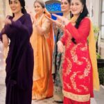 Monica Khanna Instagram - Humko naa khabar kab kaise aya wo…🎶 #durgaaurcharu #team #dance #reel #dancereels #coactors #actors #onset #bts #behindthescenes #fun #colors #colorstv #serial #dailysoap #dancers