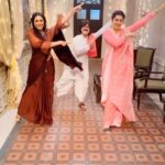Monica Khanna Instagram - No caption needed 🙈😁 . . . . . . . . . . . . . . #charu #latika #savitri #from #durgaaurcharu #new #reel #reelsinstagram #instapost #instagood #instalove #instalike #instafollow #insta #instagram . Cine Classic Studios