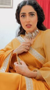 Monica Khanna Instagram - Ek kaam karti hun जगत बहन ban jaati hun🙄.....

#comedy #comedyreels #funnyvideos #funny #instareels #instagood #explore #bekind #begood