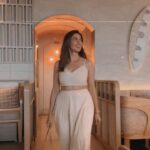 Monica Khanna Instagram - It's just YOU and the UNIVERSE.... #feelsogood #itsok #onestepatatime #behumble #begood #reels #reelsinstagram #explore #explorepage #instagood Juliette Ristorante