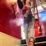 Monica Khanna Instagram - Is valentine's day over???? Ohhhh!!!! Chalo chalo ab self-love pe lag jaao.....😎😜 #selfmusing #manifesting #roses #dayoflove #happyme #reels #trending #madhuridixit #madhuridixitfans