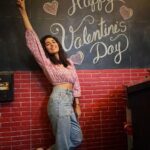 Monica Khanna Instagram - Being single doesn't mean no one loves you. ... It's just we have the other 364 days of the year to enjoy ourselves!!!!! "BARNEY MODE ON" THAT'S OK.... #love #loveyourself #loveinconditional #lover Mumbai, Maharashtra