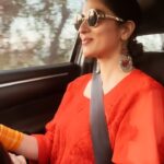 Monica Khanna Instagram - Zindagi sararara motor gaadi maa....❤️ #drive #reels #travel #share #instagood